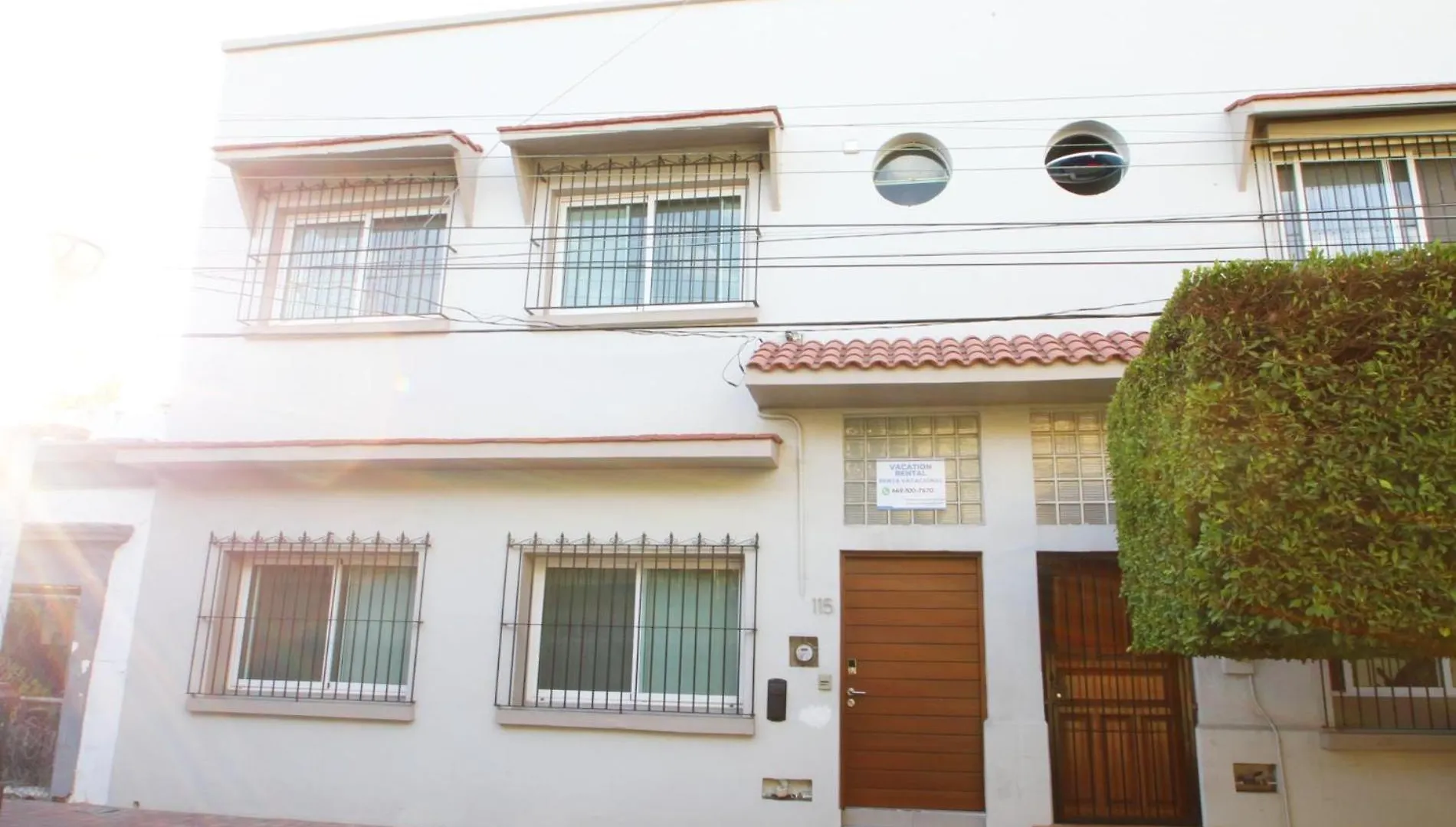 Stylish Home with Roof-Top Patio - Historic Centre 马萨特兰